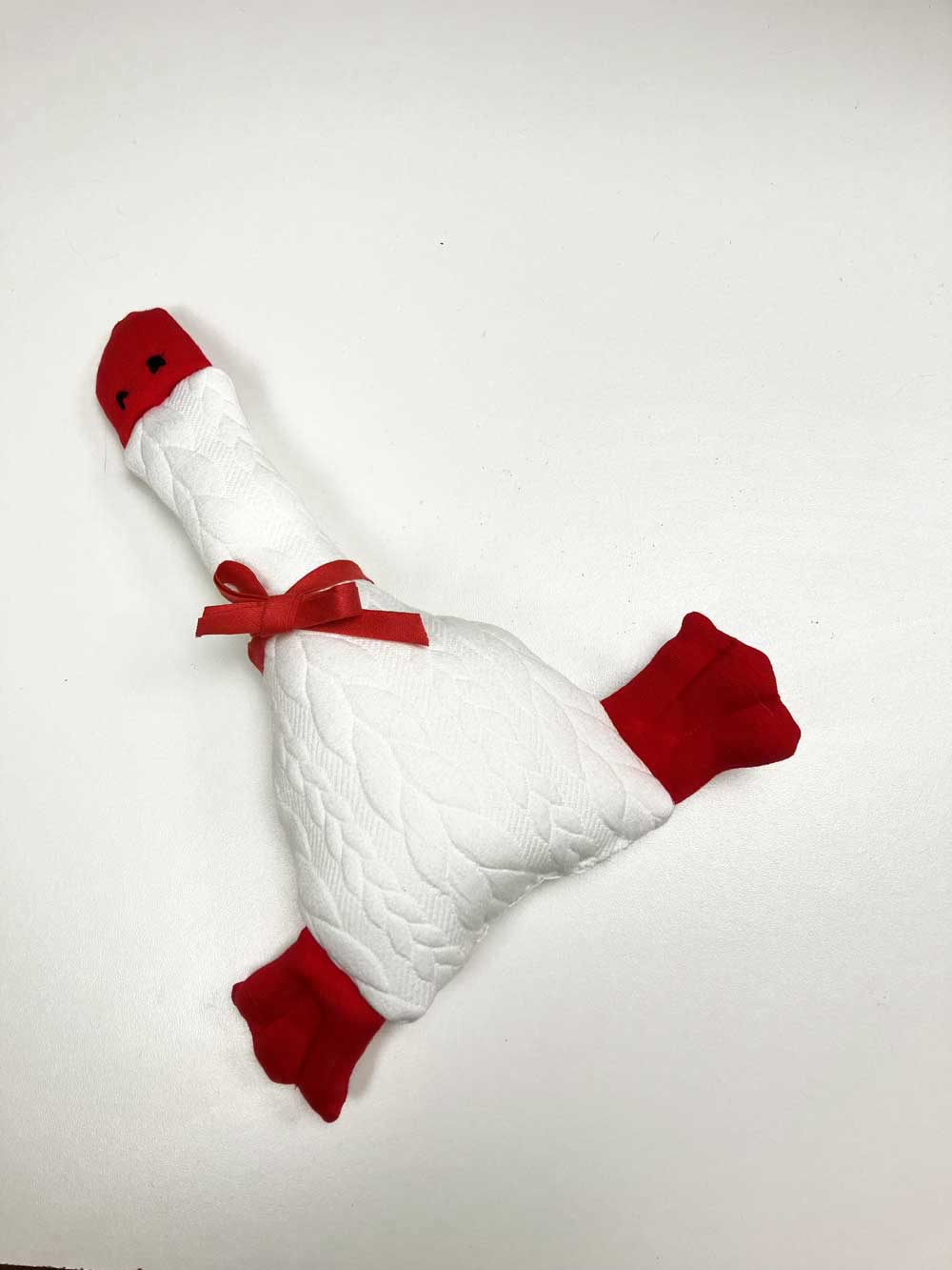 Schmuseente – das perfekte Kuscheltier für Jung & Alt